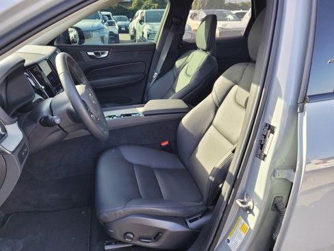 Certified 2025 Volvo XC60 T8 Plus w/ Protection Package Premier image 9