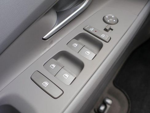 New 2026 Hyundai Elantra SEL Sport FWD image 17