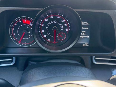 Certified 2023 Hyundai Elantra SEL FWD image 9