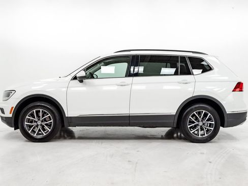 Used 2020 Volkswagen Tiguan SE w/ Panoramic Sunroof Package AWD/4WD image 25