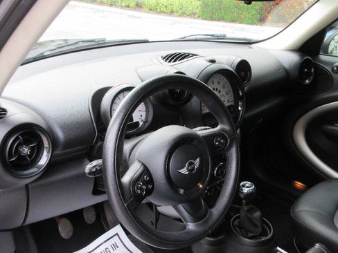 Used 2014 MINI Cooper Countryman w/ Cold Weather Package image 10