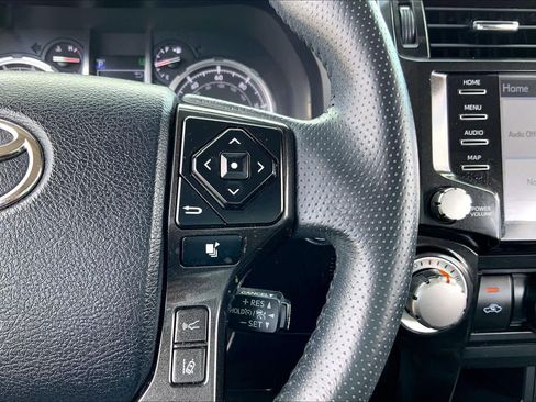 Used 2020 Toyota 4Runner TRD Off-Road Premium w/ Moonroof Package image 24