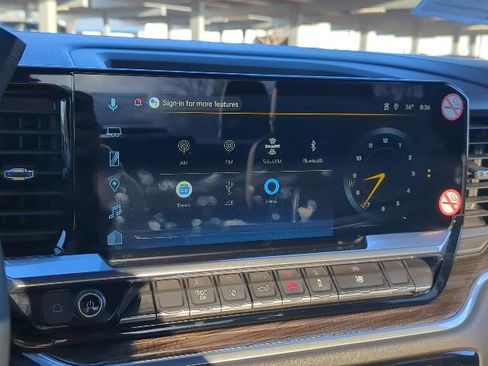 Used 2025 Chevrolet Silverado 2500 LT w/ Convenience Package image 6