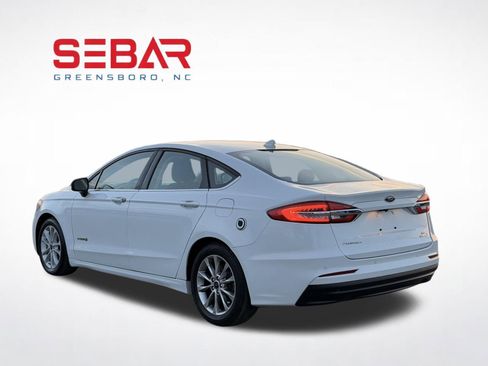 Used 2019 Ford Fusion SE FWD image 8