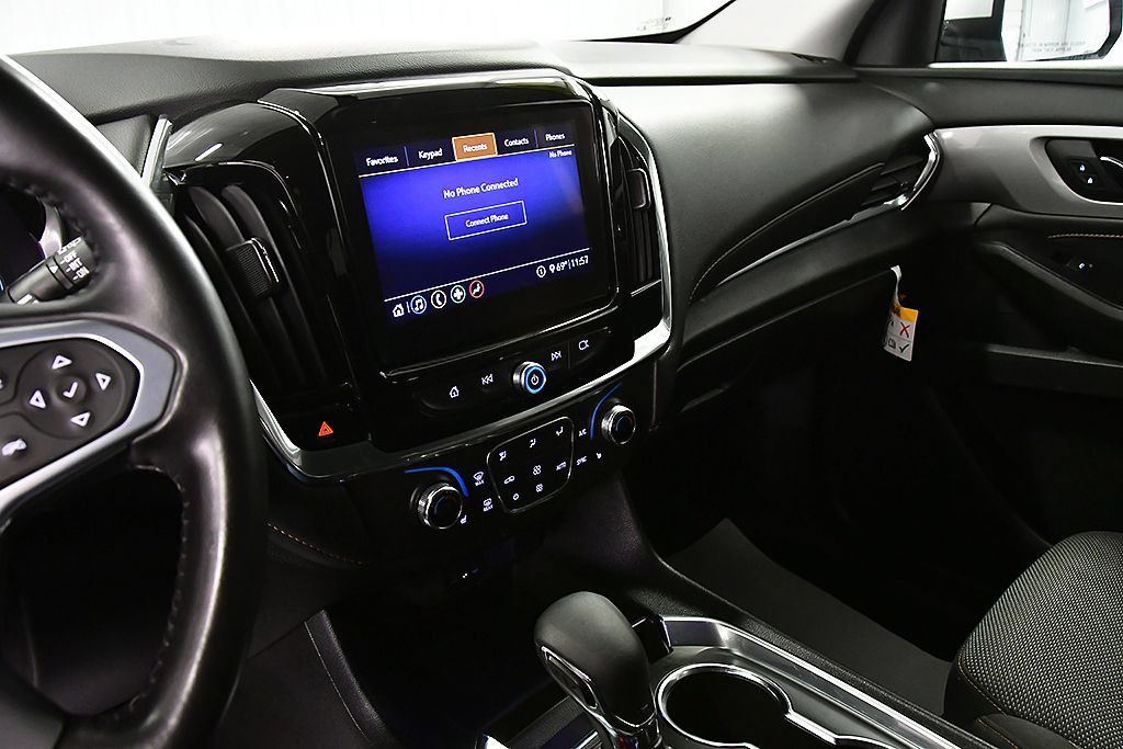 Used 2021 Chevrolet Traverse LT AWD/4WD image 21
