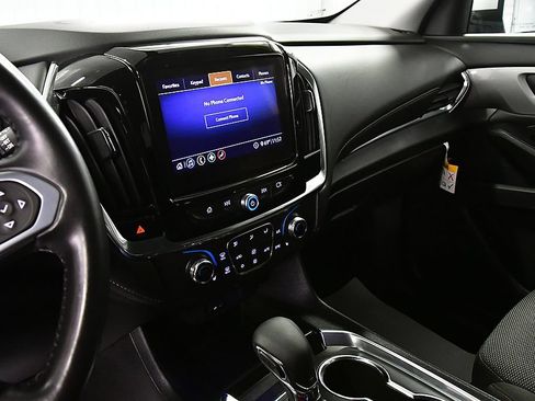 Used 2021 Chevrolet Traverse LT AWD/4WD image 21