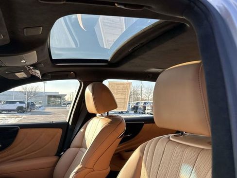 Used 2022 Lexus LS 500 AWD image 26