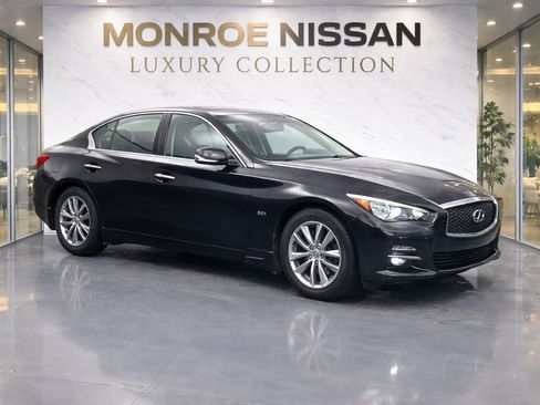 Used 2017 INFINITI Q50 3.0t Premium w/ 3.0T Premium Plus Package image 1