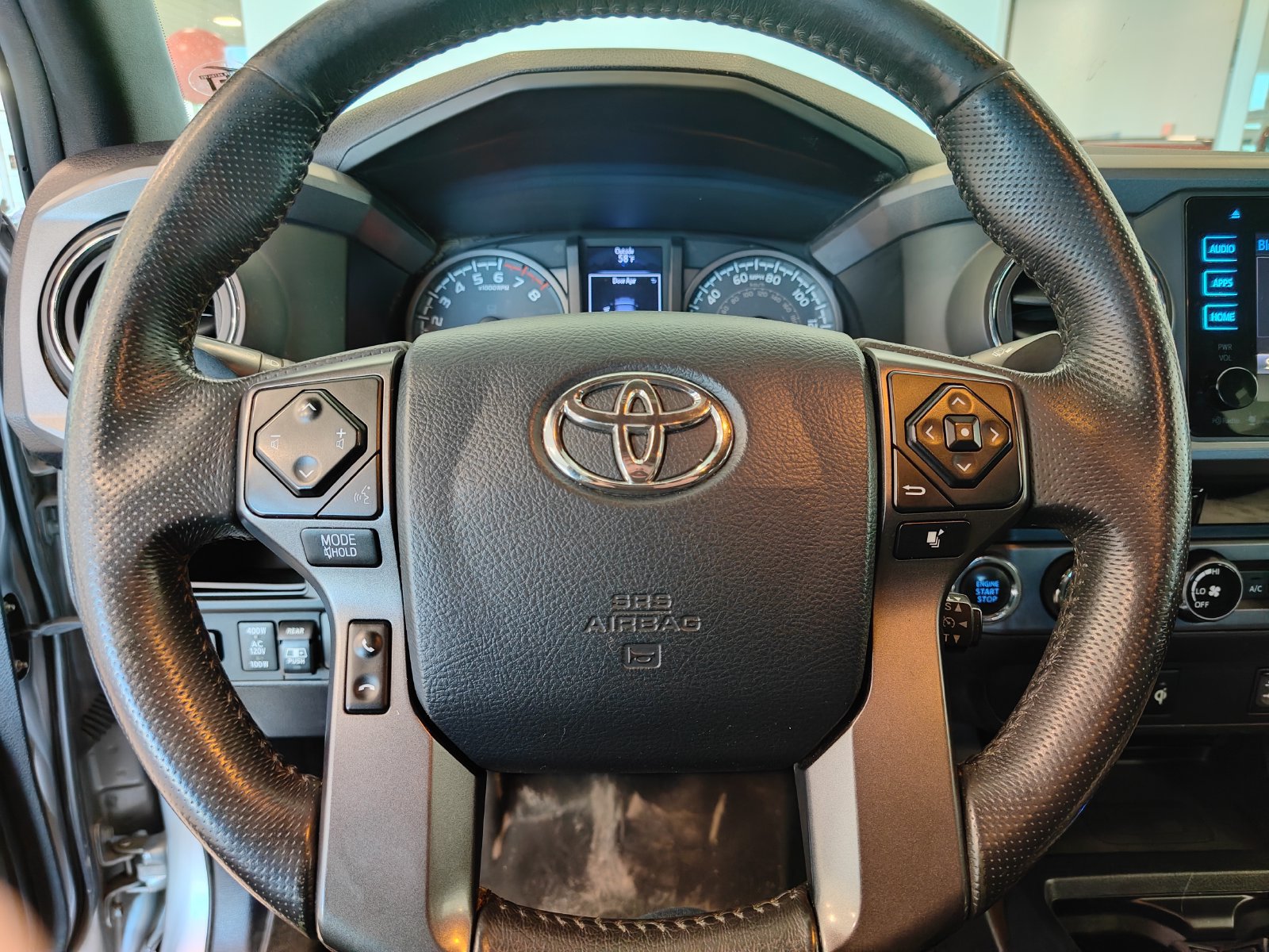 Used 2017 Toyota Tacoma TRD Sport w/ Exterior Package AWD/4WD image 14