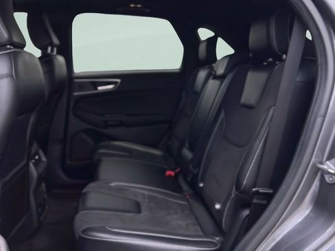 Used 2022 Ford Edge ST w/ Equipment Group 401A AWD/4WD image 10