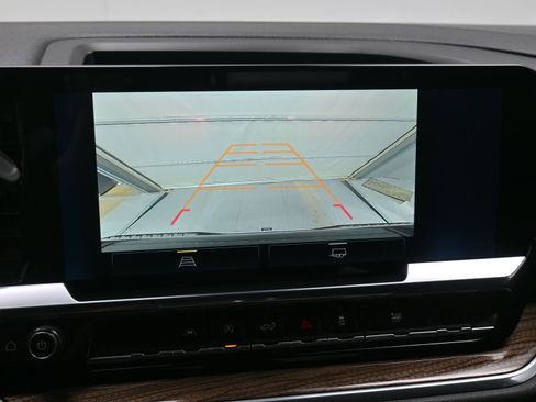 Used 2023 Chevrolet Silverado 1500 LT image 33