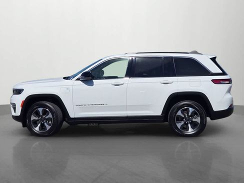 Used 2024 Jeep Grand Cherokee Limited 4xe AWD/4WD image 3