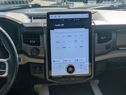 Used 2023 Ford Expedition Max Limited image 17