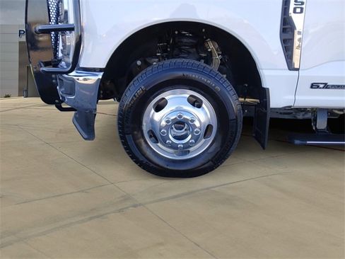 Used 2024 Ford F350 King Ranch w/ Chrome Package image 14