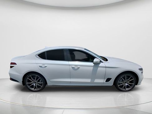 New 2026 Genesis G70 2.5T image 4