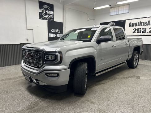Used 2018 GMC Sierra 1500 Denali w/ Denali Ultimate Package AWD/4WD image 3