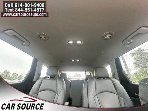 Used 2019 Buick Enclave Essence AWD/4WD image 17