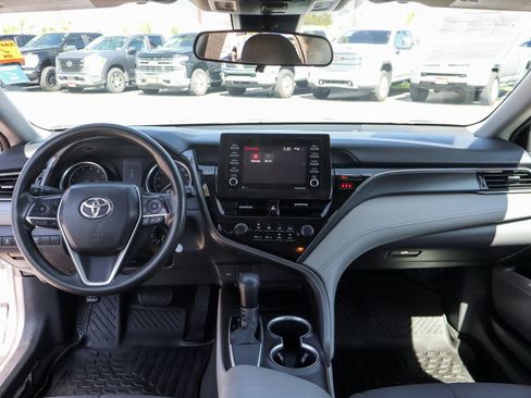 Used 2021 Toyota Camry LE FWD image 27