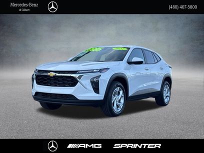 Used 2024 Chevrolet Trax LS w/ LS Convenience Package