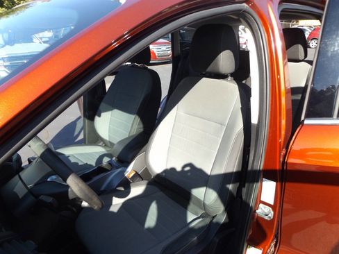 Used 2016 Ford Escape SE image 14