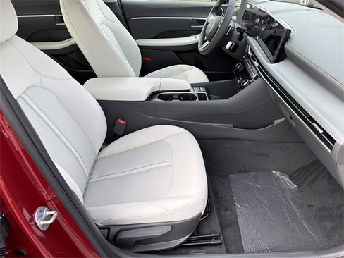 New 2026 Hyundai Sonata SEL image 13