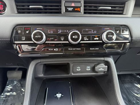 Used 2026 Honda Pilot Elite image 32