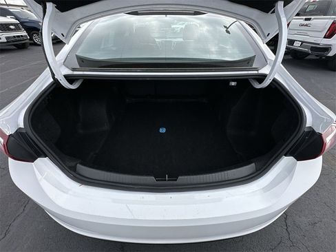 Used 2023 Chevrolet Malibu LT image 23