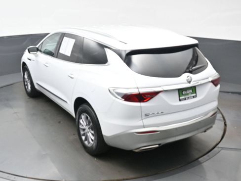 Used 2022 Buick Enclave Essence AWD/4WD image 38