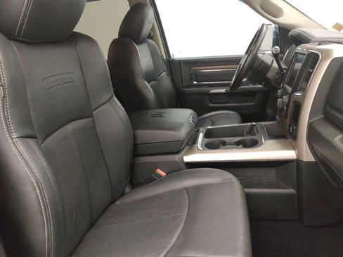 Used 2018 RAM 2500 Laramie w/ Convenience Group image 21