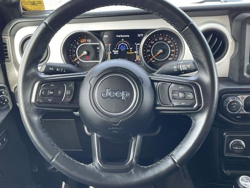 Used 2021 Jeep Wrangler Unlimited Islander image 7