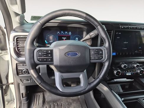 Used 2024 Ford F250 Lariat w/ Lariat Ultimate Package AWD/4WD image 13
