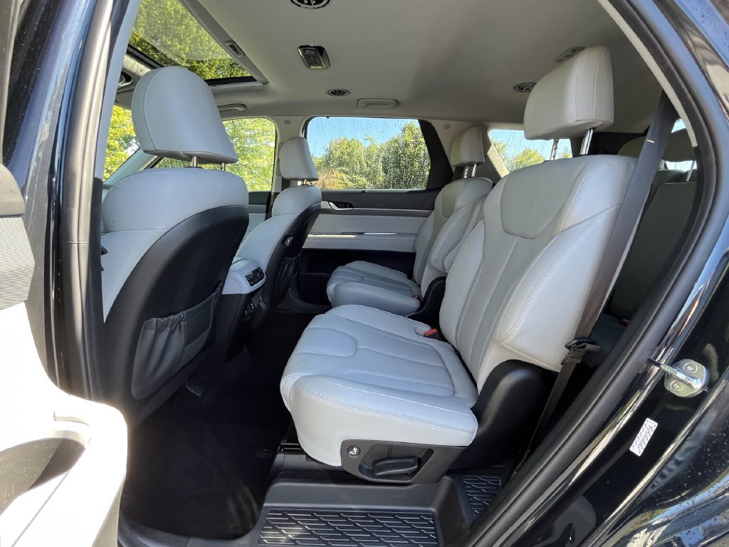 Used 2021 Hyundai Palisade SEL w/ Premium Package AWD/4WD image 28