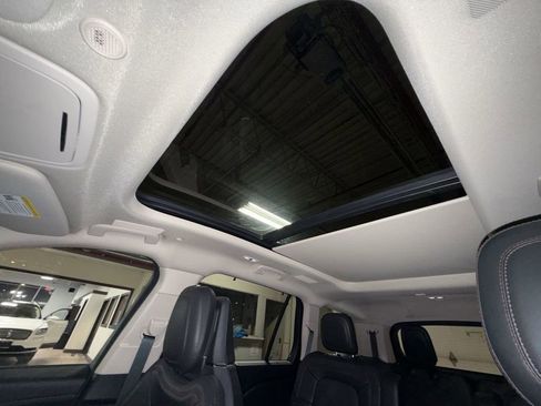 Used 2021 Lincoln Aviator Grand Touring w/ Equipment Group 302A image 16