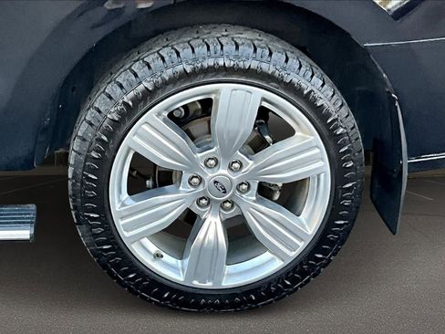 Used 2021 Ford Expedition Platinum image 36