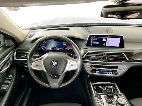 Used 2021 BMW 740i xDrive w/ Premium Package AWD/4WD image 23
