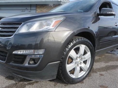Used 2016 Chevrolet Traverse LT w/ Style and Technology Package image 31
