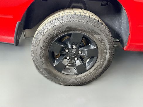 Used 2020 RAM 1500 Tradesman w/ Popular Equipment Group image 28