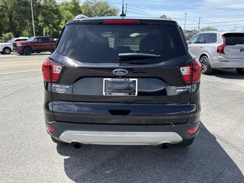 Used 2019 Ford Escape Titanium AWD/4WD image 4