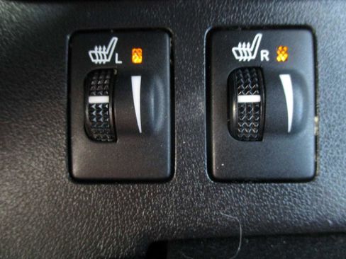 Used 2019 Toyota Highlander XLE image 36