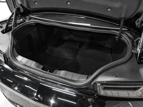 Used 2017 Chevrolet Camaro SS RWD image 55