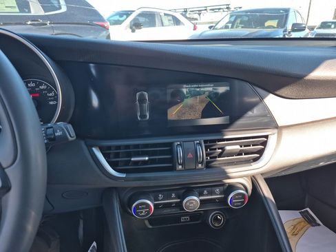 Used 2021 Alfa Romeo Giulia Ti RWD image 14