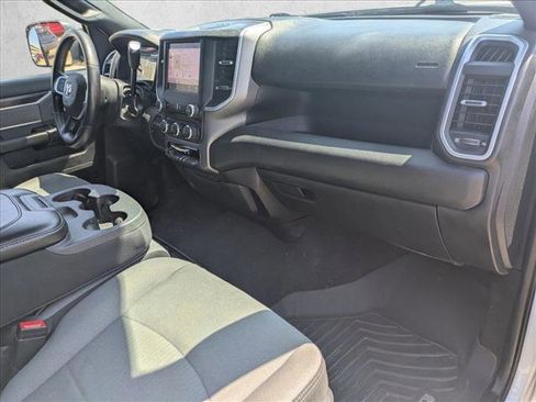 Used 2022 RAM 3500 Big Horn image 21