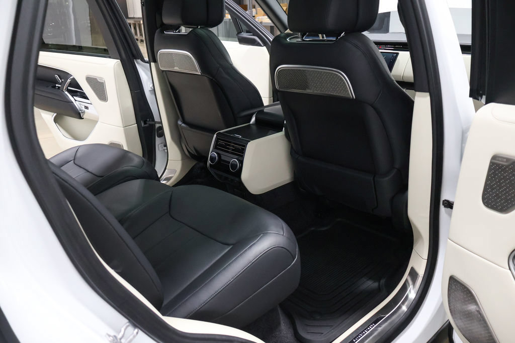 Used 2023 Land Rover Range Rover Long Wheelbase Autobiography AWD/4WD image 32