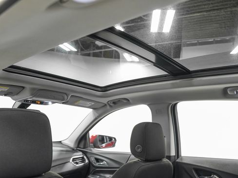 Used 2019 Chevrolet Equinox LT AWD/4WD image 27