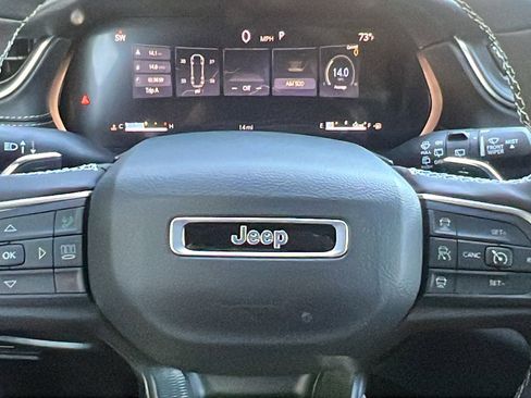 New 2025 Jeep Grand Cherokee Altitude w/ Trailer Tow Package image 29