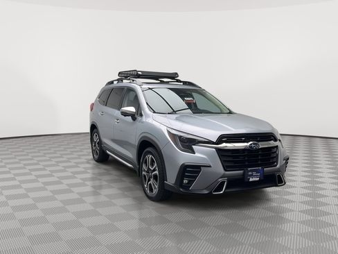 Used 2023 Subaru Ascent Touring image 40