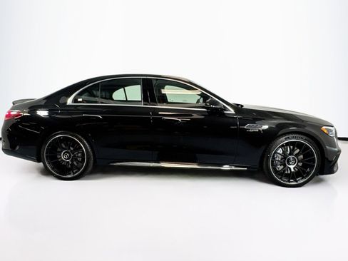 New 2026 Mercedes-Benz E 53 AMG e 4MATIC Sedan image 4
