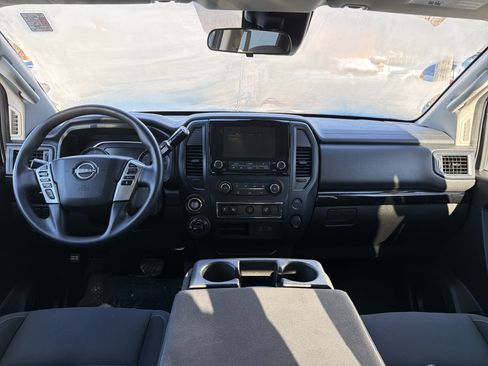 Used 2023 Nissan Titan SV w/ Accessory Utility Package image 10