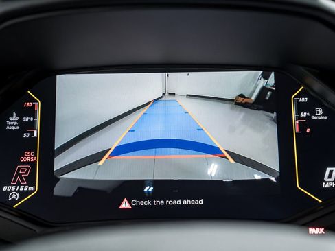 Used 2023 Lamborghini Huracan EVO image 18