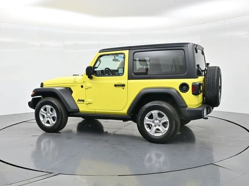 Used 2023 Jeep Wrangler Sport S image 9